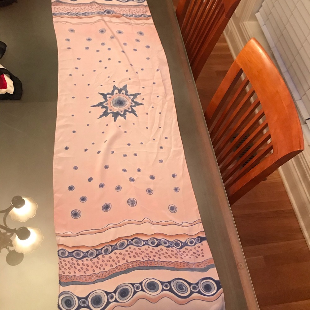 Water color silk scarf - Picture 4 of 6